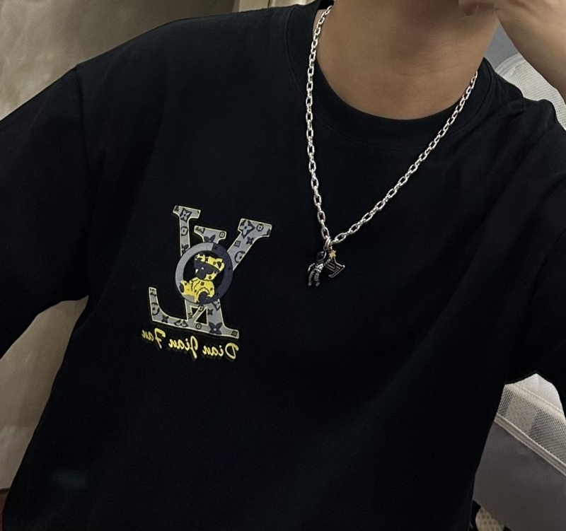 LV Necklaces